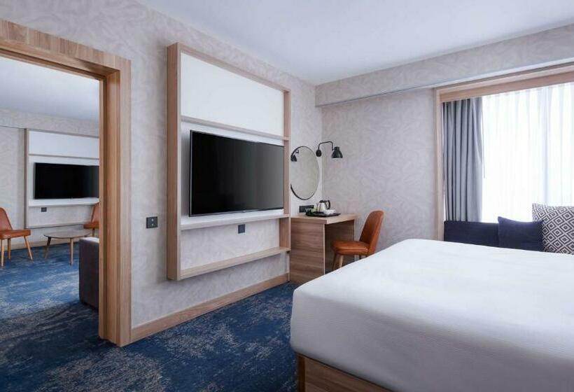 هتل Hilton Garden Inn Samarkand