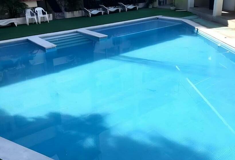 בית מלון כפרי Imperio