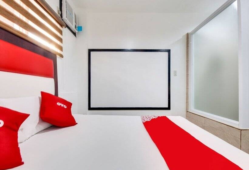 ホテル Golden Majestic Pension Inn