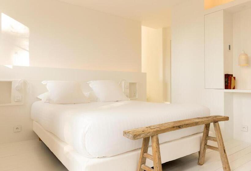 ホテル ô Plum Art Chambres De Caractère