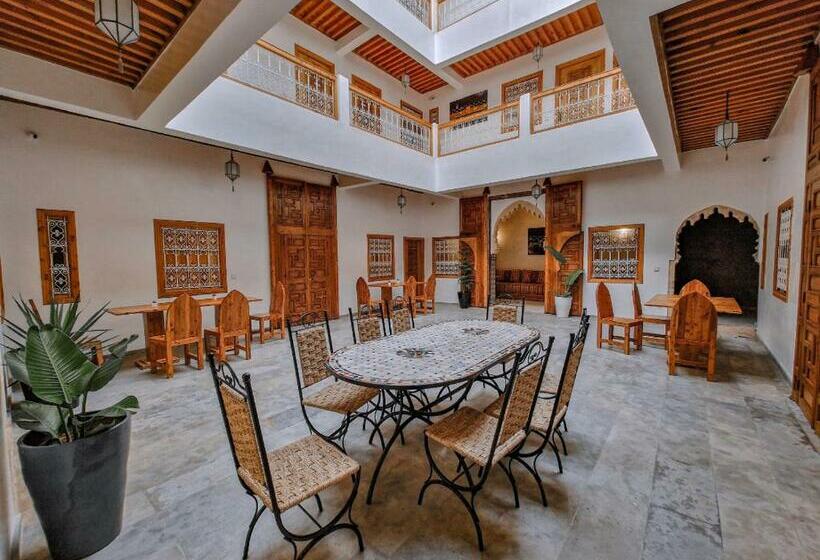 هتل Riad El Pacha