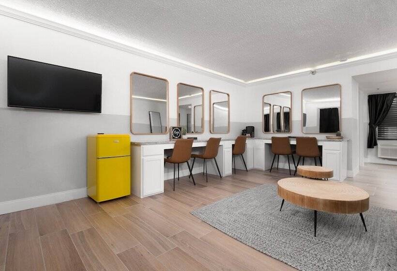 فندق The Westerner Extended Stay