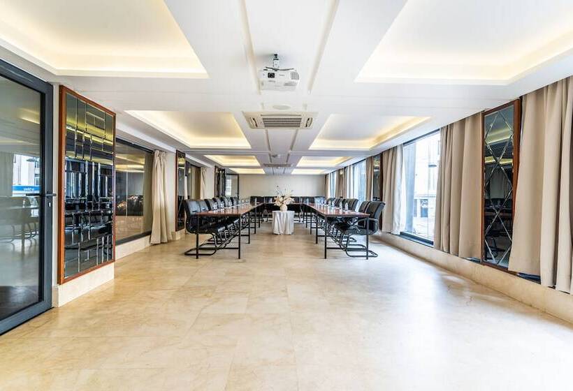 One Hotel Casablanca