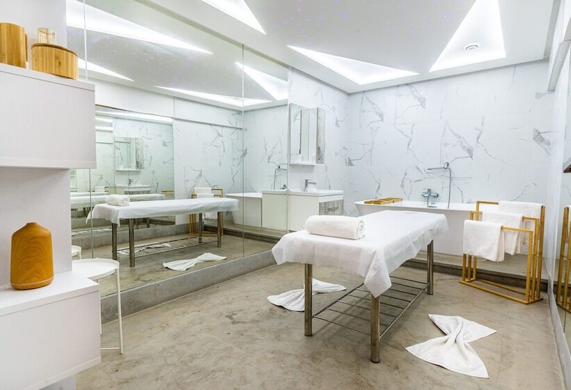 One Hotel Casablanca