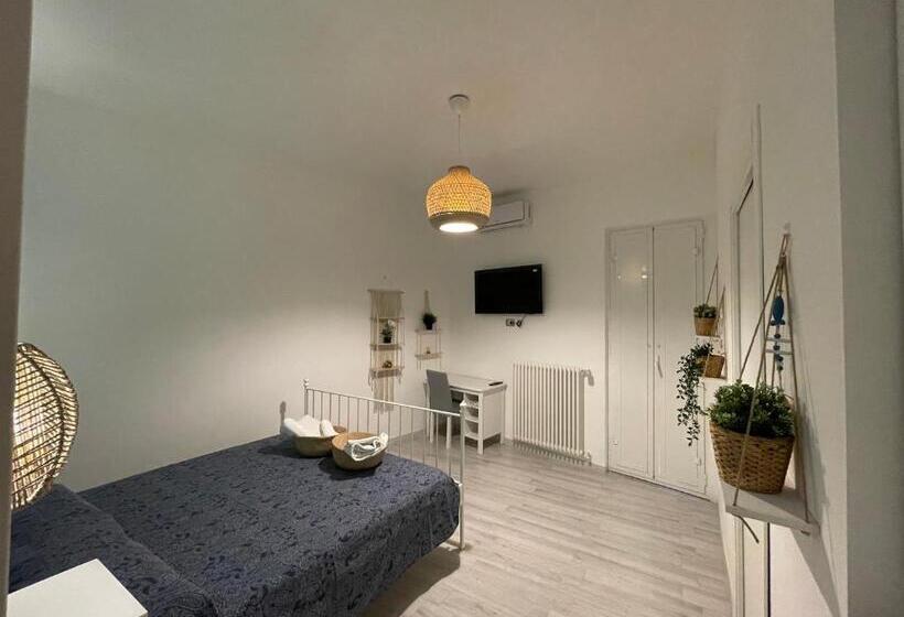 פנסיון Arco Di Levante Alle Colonne