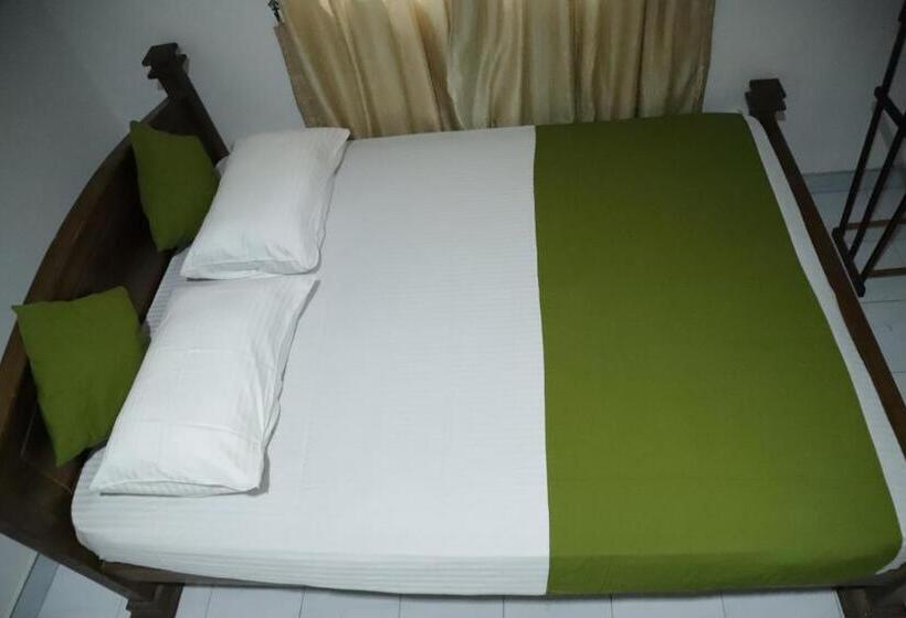 بنسيون Aruna Guest Wilpattu