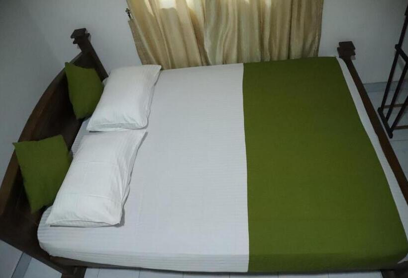 بنسيون Aruna Guest Wilpattu