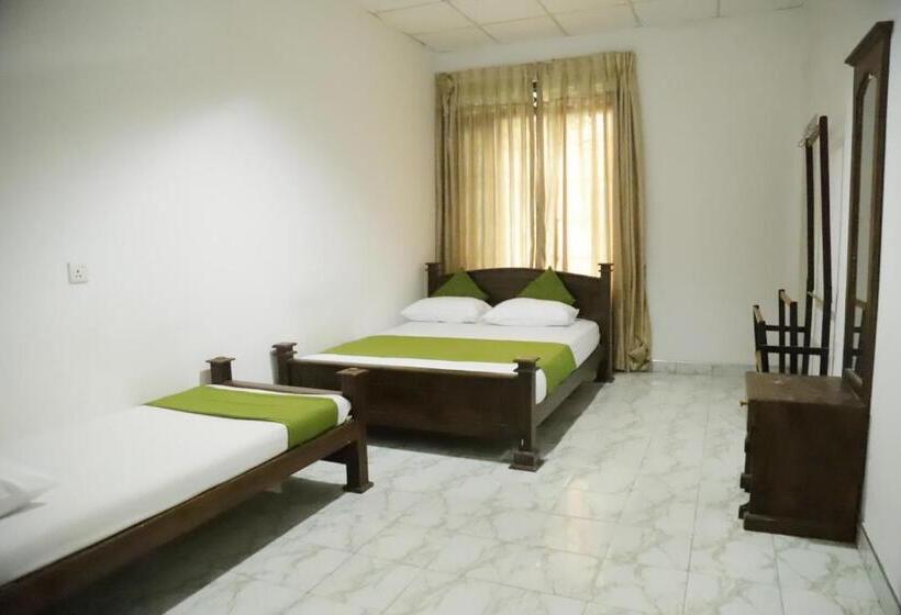 بنسيون Aruna Guest Wilpattu