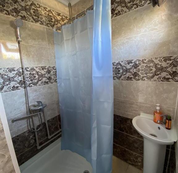 پانسیون Guest House Tenir Too