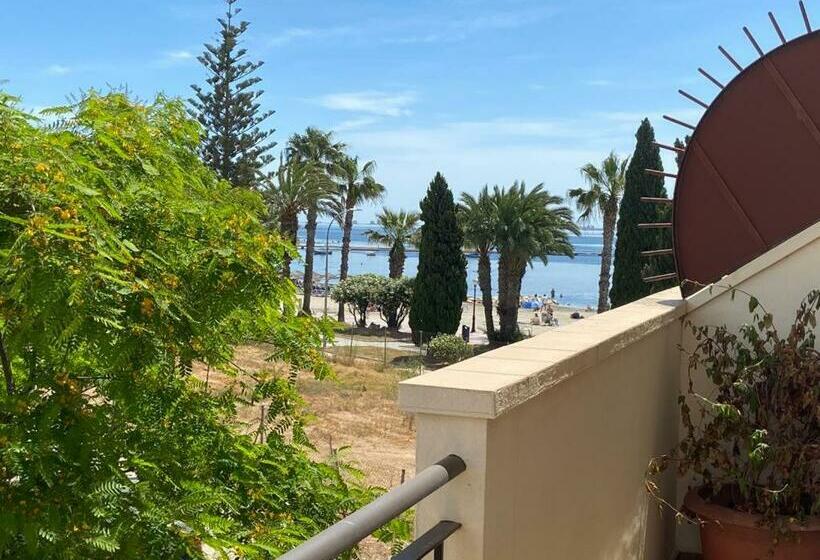 Junto A La Playa Y Vistas Espectaculares