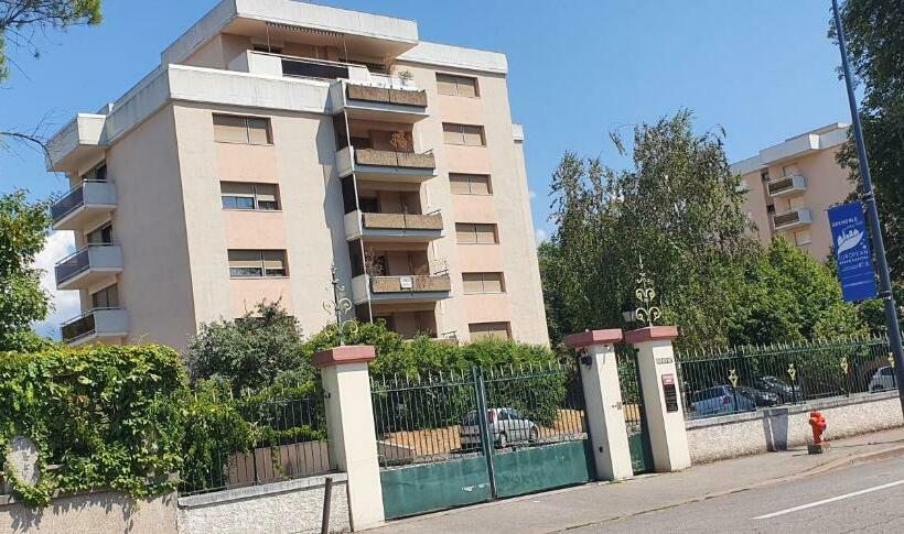 Résidence Prestige, Calme & Terrasse Ensoleillée