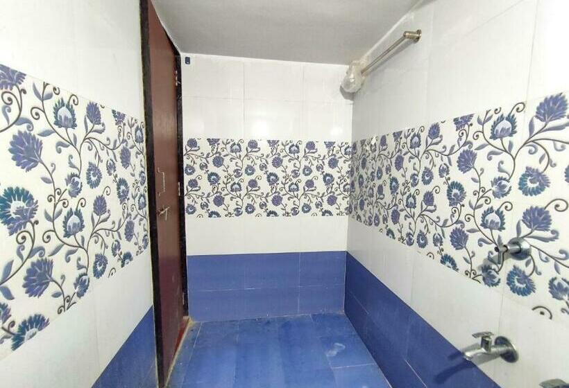 Sardar Home Stay