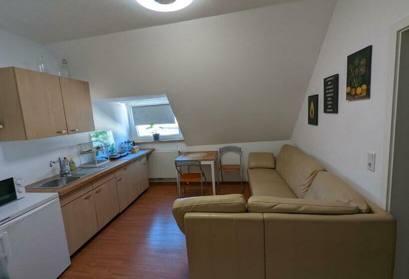 Schönes 2 Zimmer Appartment In Der Altstadt Von Koblenz