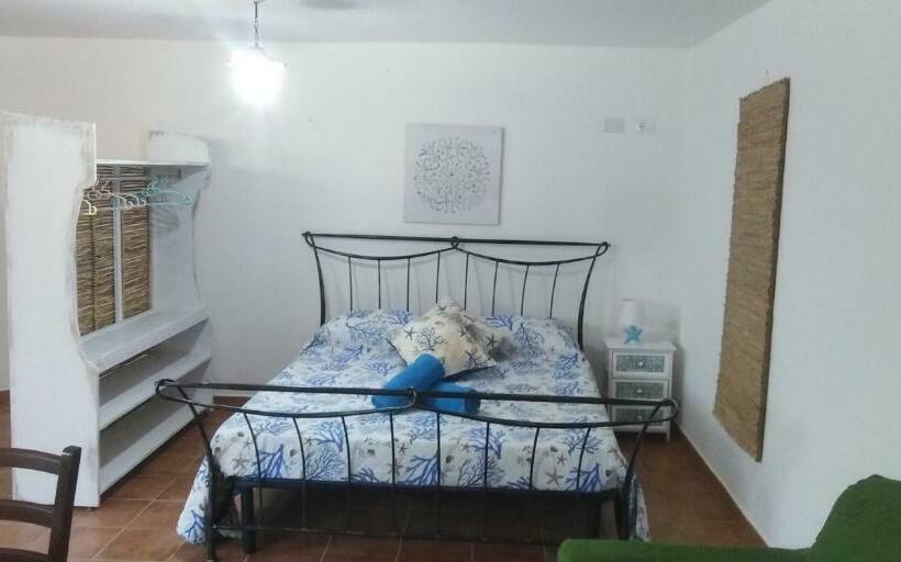 Smeralda House