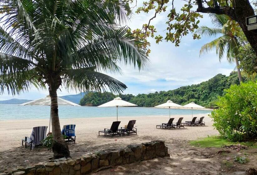 3 Br / 2ba   Anvaya Cove Courtyard Unit