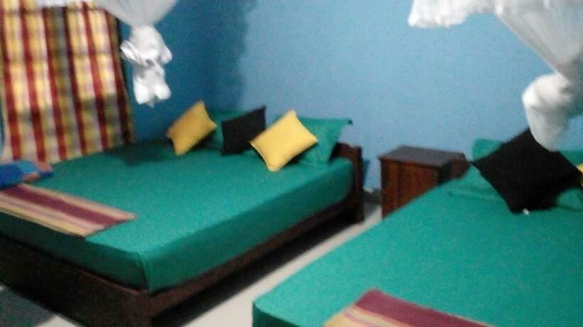 ベッドアンドブレックファースト Fun Night Sigiriya Hostel