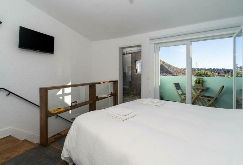 Casa Estábulo  Cozy Rustic Farmhouse Loft Touro