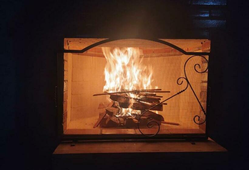 Casa De Campo Banheira, Lareira E Cachoeira