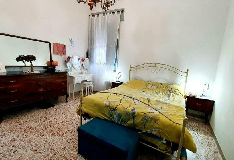 Casetta Nonna Giacomina 1camera Da Letto E Soggiorno Con Angolo Cottura