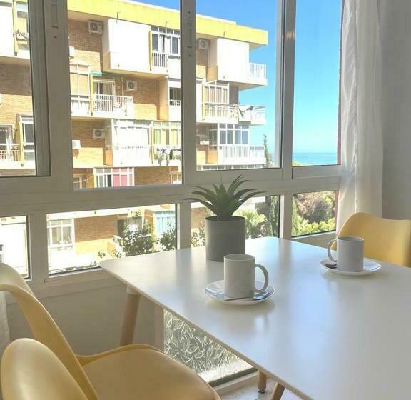 Encantador Estudio Con Piscina