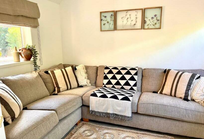 Highview House Norfolk Coast   Seaviews, Beach, Hot Tub