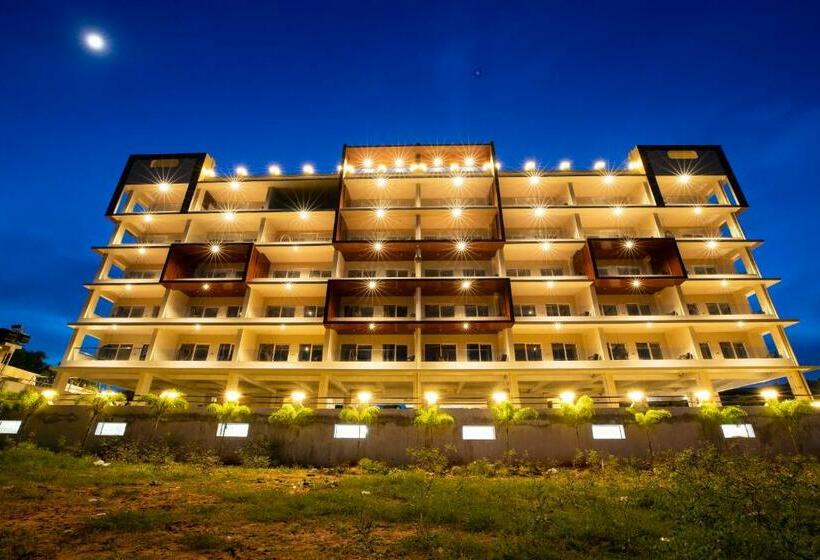 ホテル Casa Beach Front, Bheemili Visakhapatnam