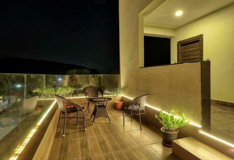 ホテル Casa Beach Front, Bheemili Visakhapatnam