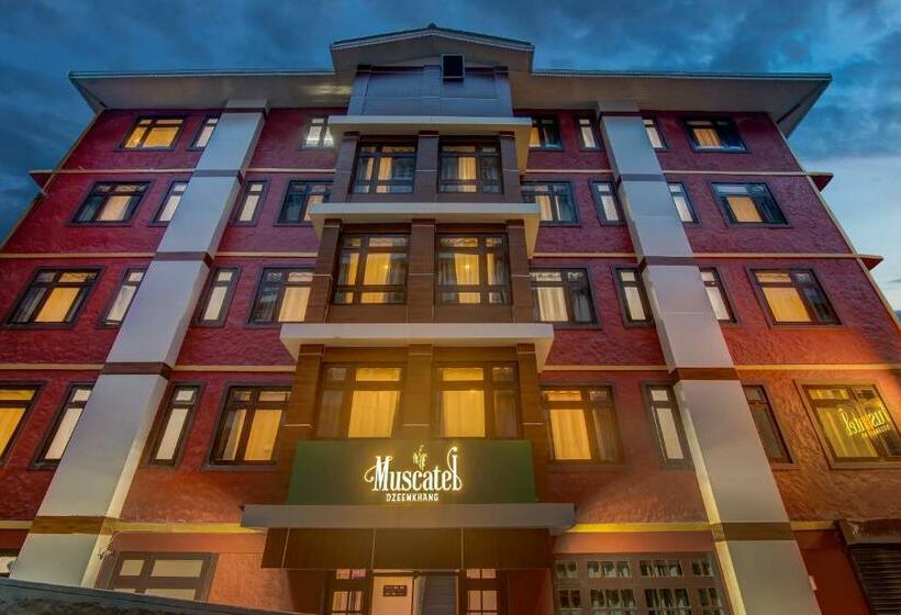 Muscatel Central Hotel Dzeemkhang