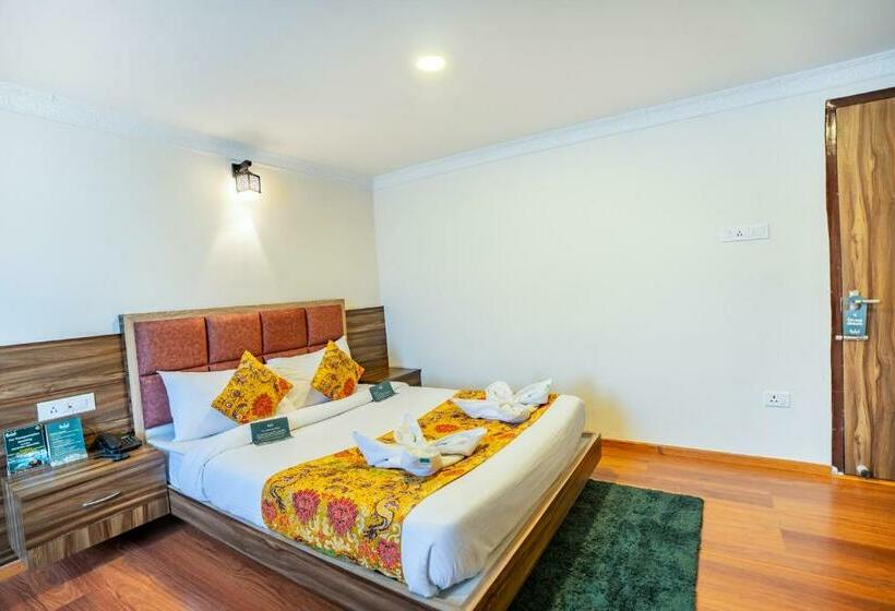 Muscatel Central Hotel Dzeemkhang