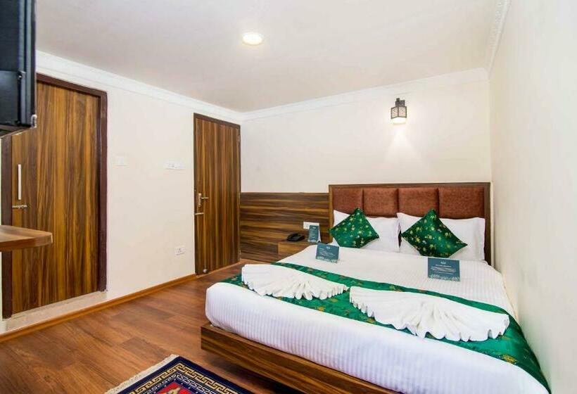 Muscatel Central Hotel Dzeemkhang