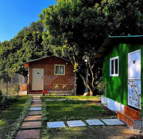 בית מלון כפרי O Royal Tree Cafe And Resort