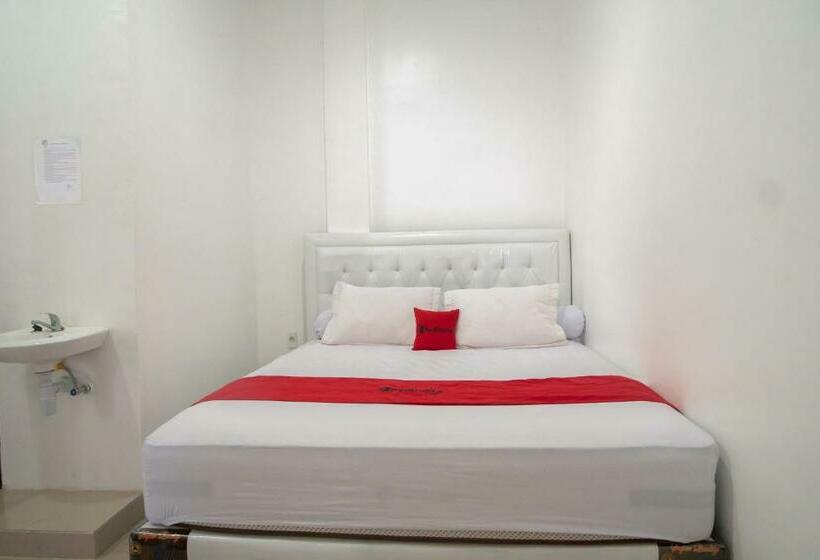 ホテル Reddoorz Syariah Near Pelabuhan Ulee Lheue Banda Aceh