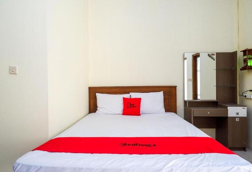 فندق Reddoorz @ Umbul Ponggok Waterpark Klaten