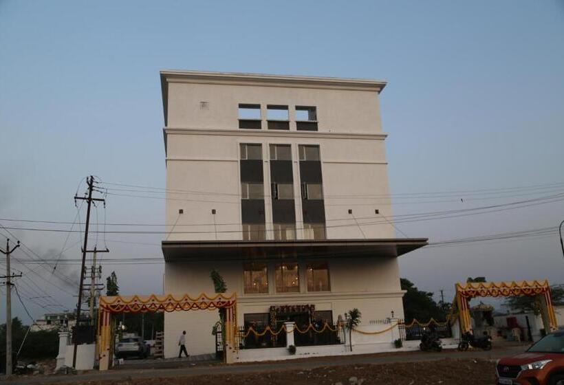 호텔 Skanda Palace