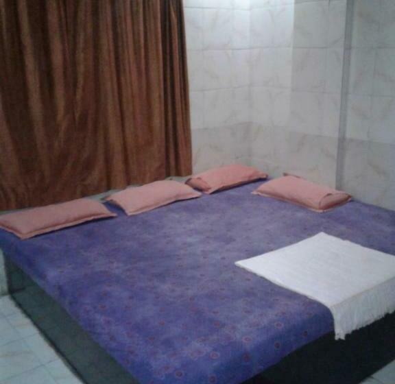 Hotel Yuvraj Palace By Wb Inn