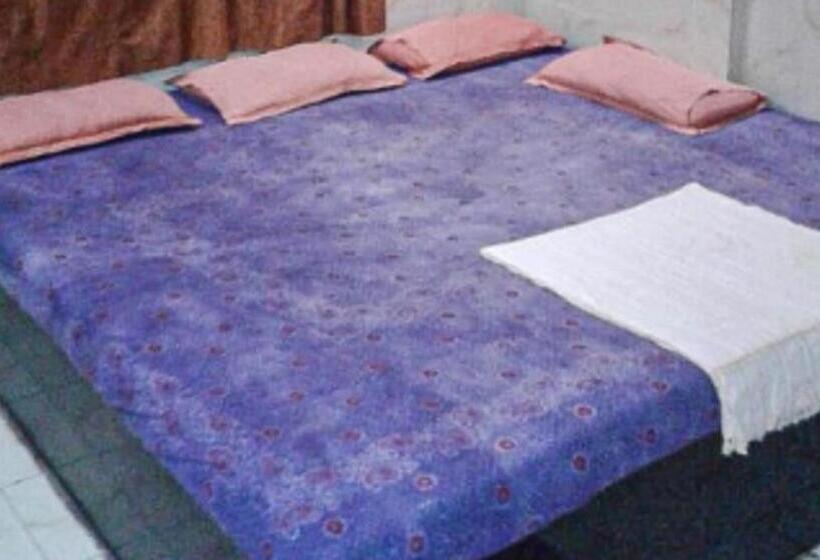 Hotel Yuvraj Palace By Wb Inn