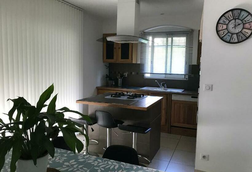 Maison à La Campagne Avec Piscine