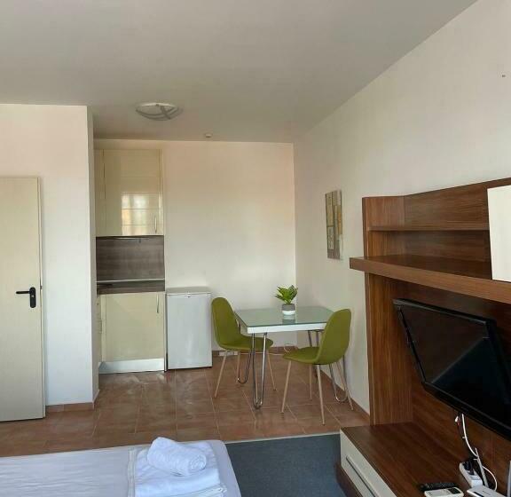 Marina Cape Sp Private Apartments