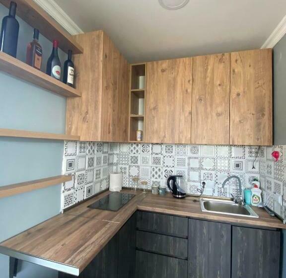 پانسیون Adorable Flat In Tbilisi , Chughureti District With Amazing View Of City