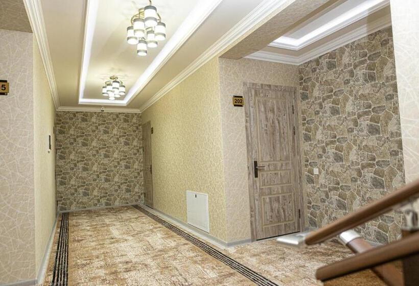 ペンション Ahmad Guest House