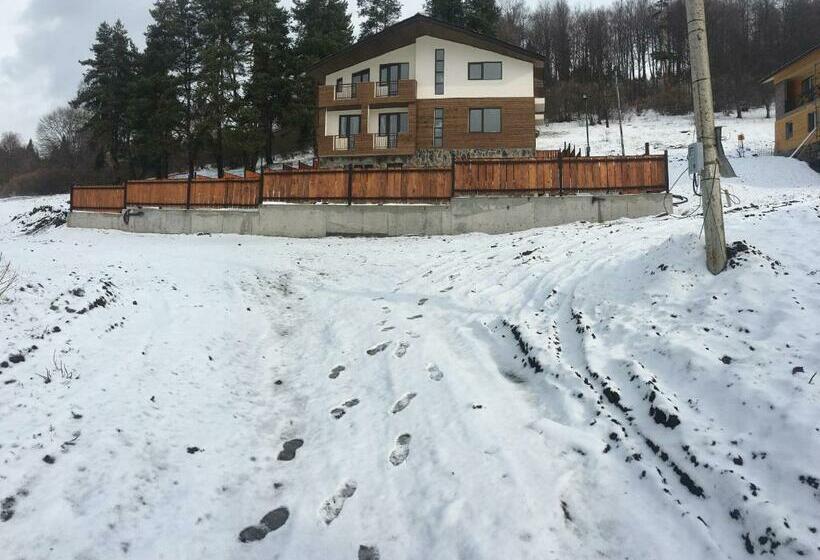 پانسیون House Near Forest