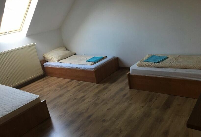 Пансион Peregrino Vendégház