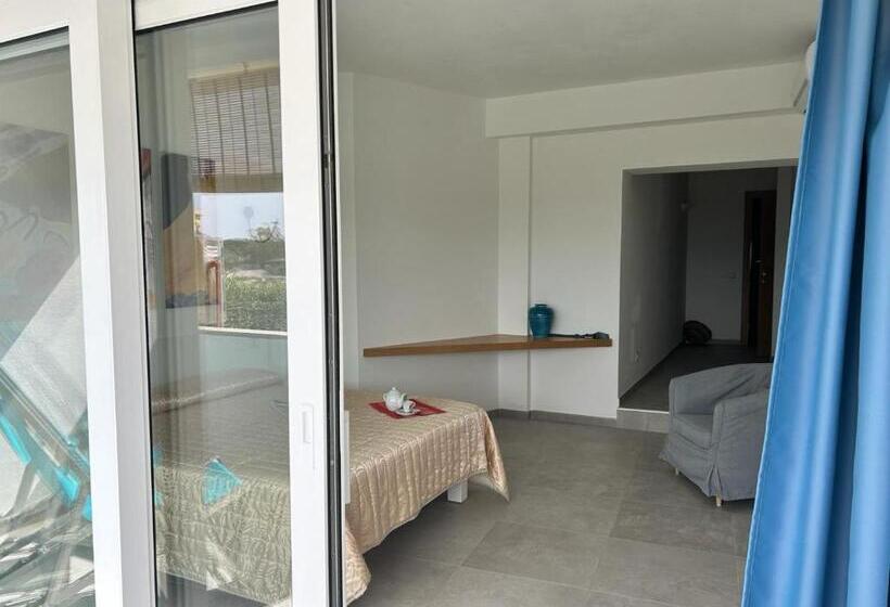 پانسیون Rooms, Affittacamere Maksim