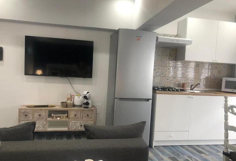 פנסיון Solidea House