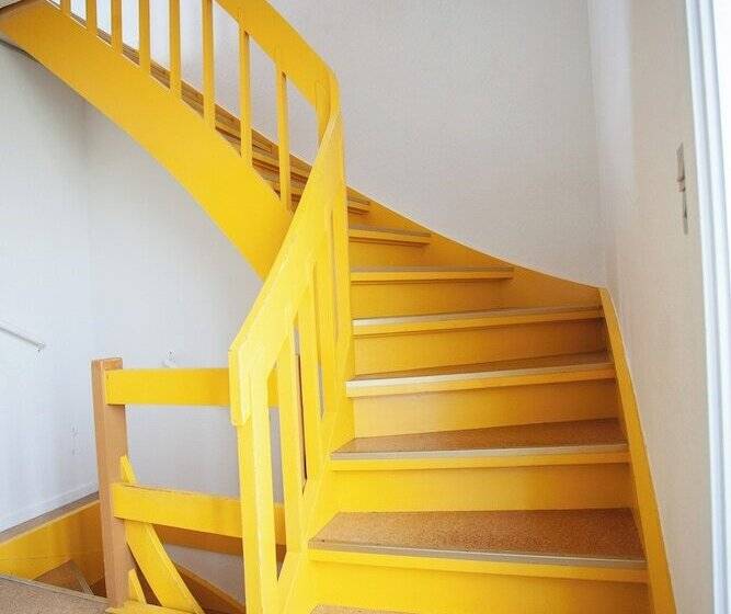 بنسيون The Bird / Guesthouse / 10 Min Walk Downtown