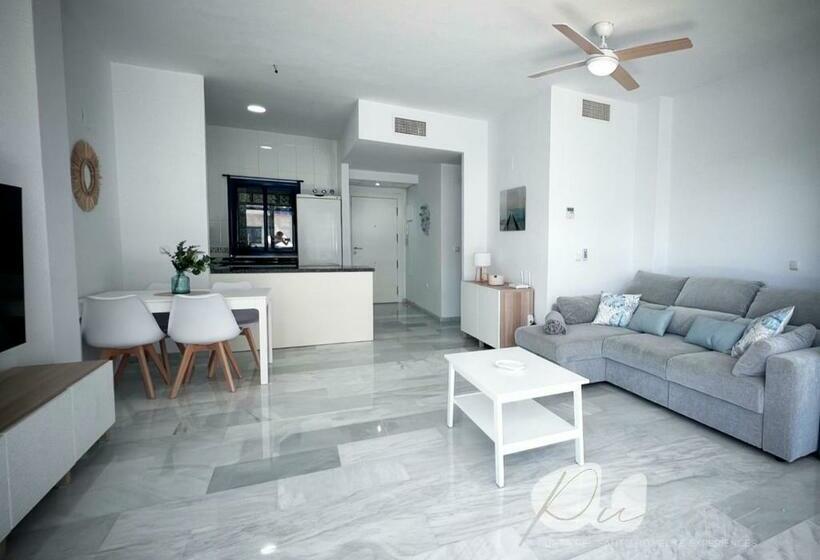 Pushe Castell De Ferro Beach & Tradition