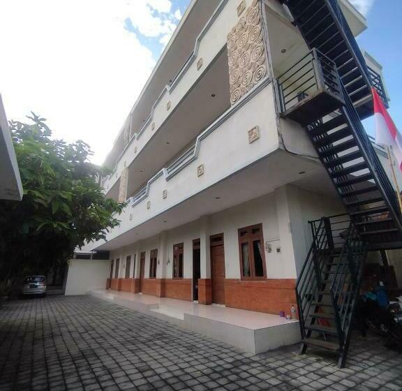 Adi Pelita Sari Bali