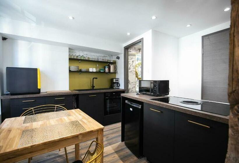 Appartement De La Noblesse   Designed By C.m