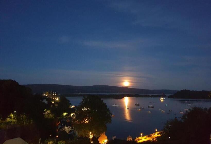 مبيت وإفطار Harbour View