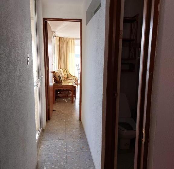 Bella Casa A La Orilla Del Lago & Estacionamiento